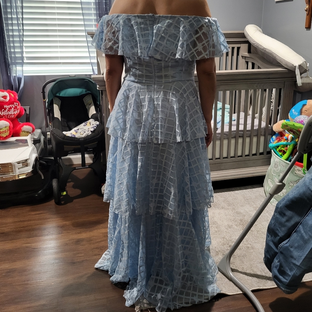 Off the shoulder layered long dress - Picture 4 of 13
